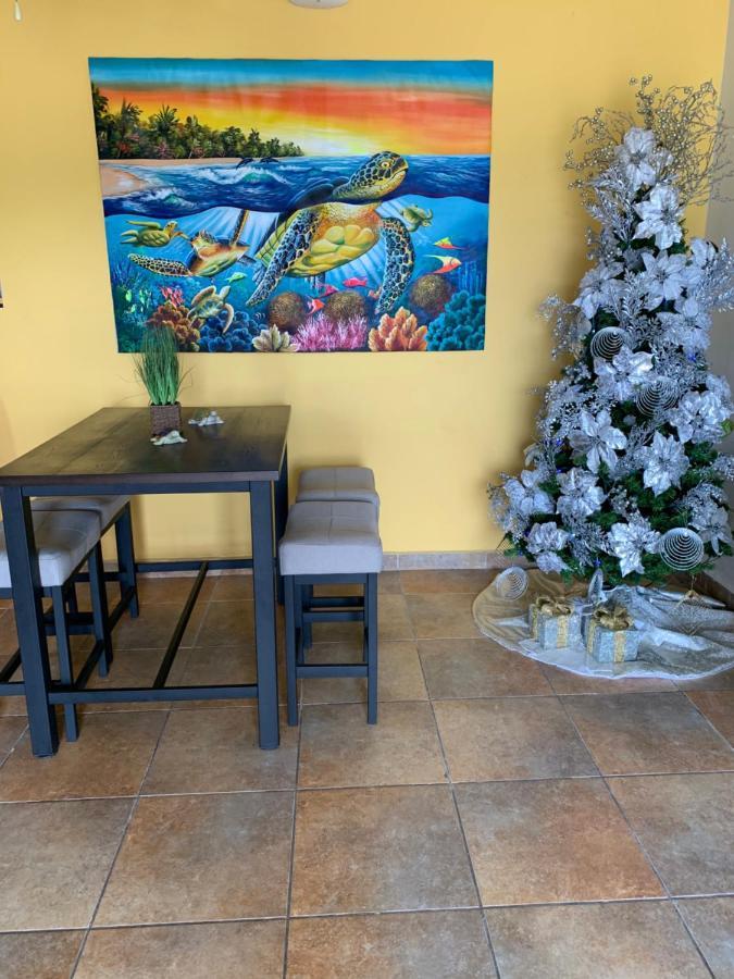 לה פארגוארה Parador Turtle Bay Inn מראה חיצוני תמונה