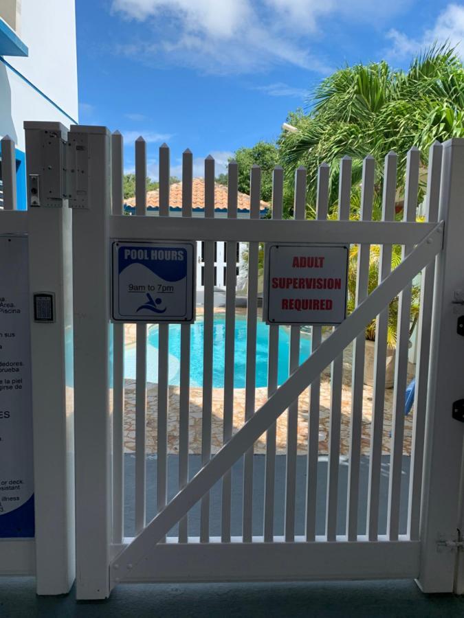 לה פארגוארה Parador Turtle Bay Inn מראה חיצוני תמונה